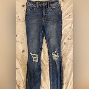 Hollister Ripped Skinny Jeans